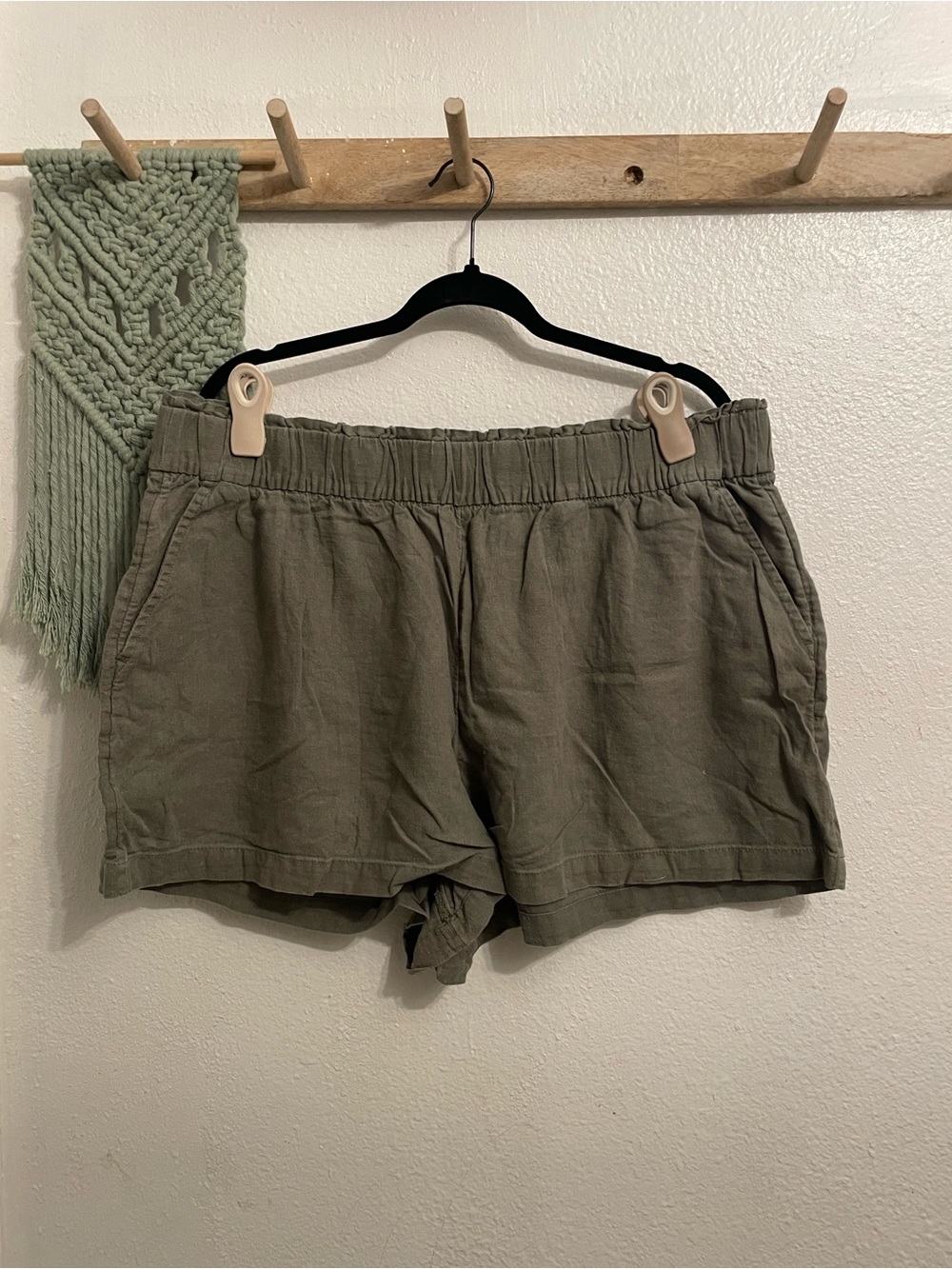 Sonoma Olive Green High-Waist Relaxed Shorts